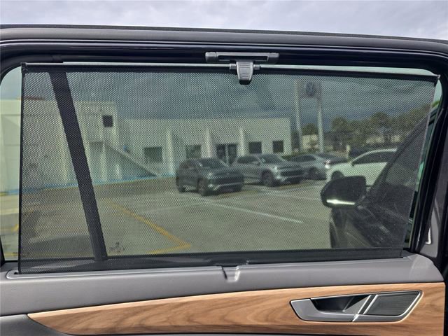 New 2026 Volkswagen Atlas SE image 10