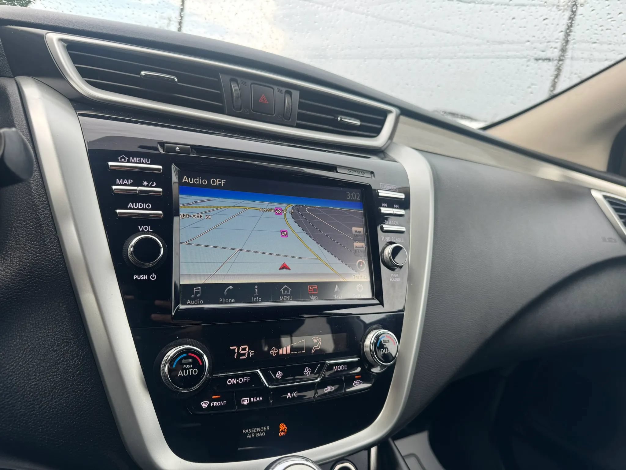 Used 2018 Nissan Murano SV FWD image 16