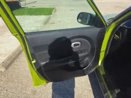 Used 2014 Kia Soul FWD image 12