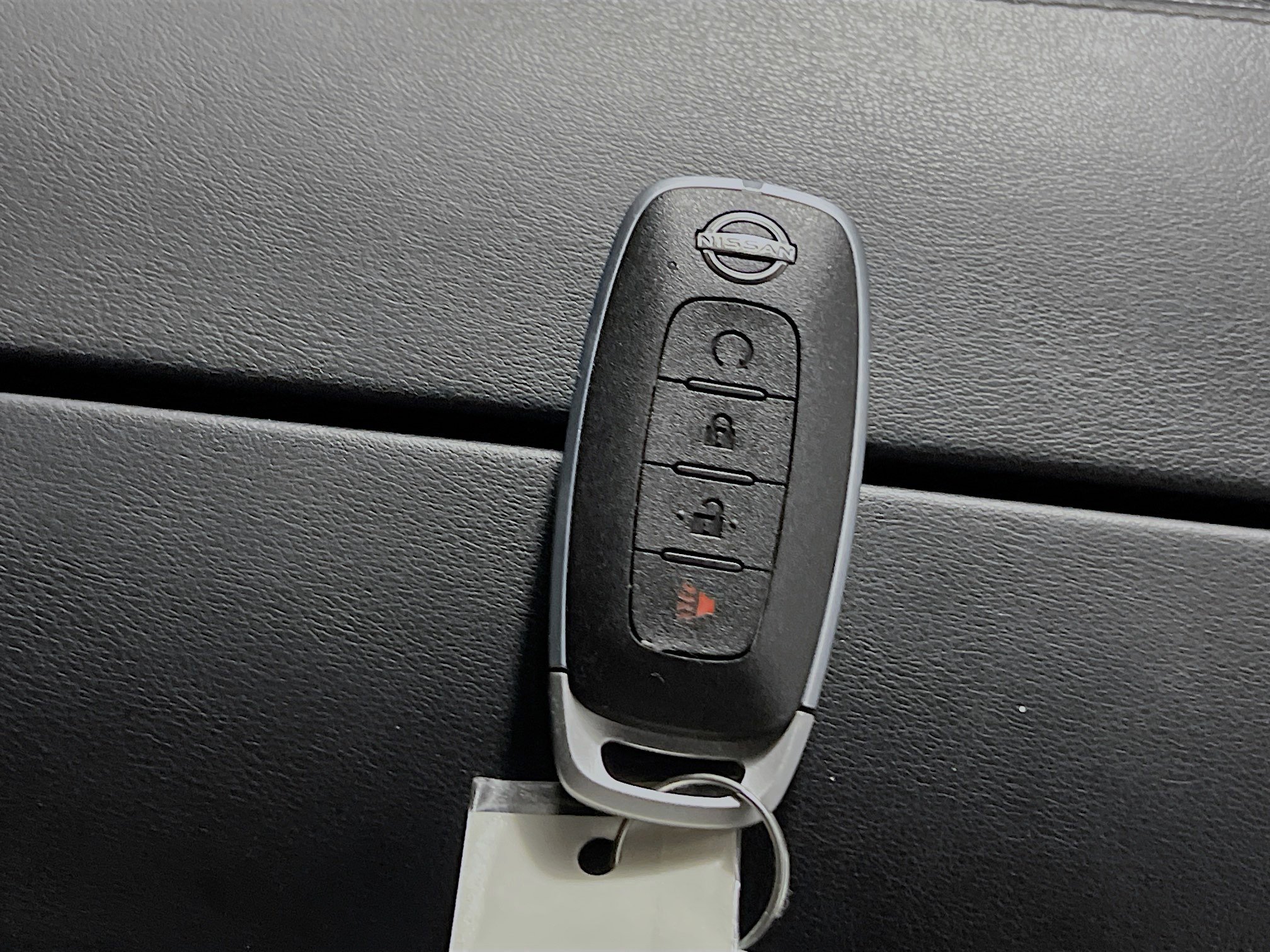 Used 2023 Nissan Rogue SV image 36