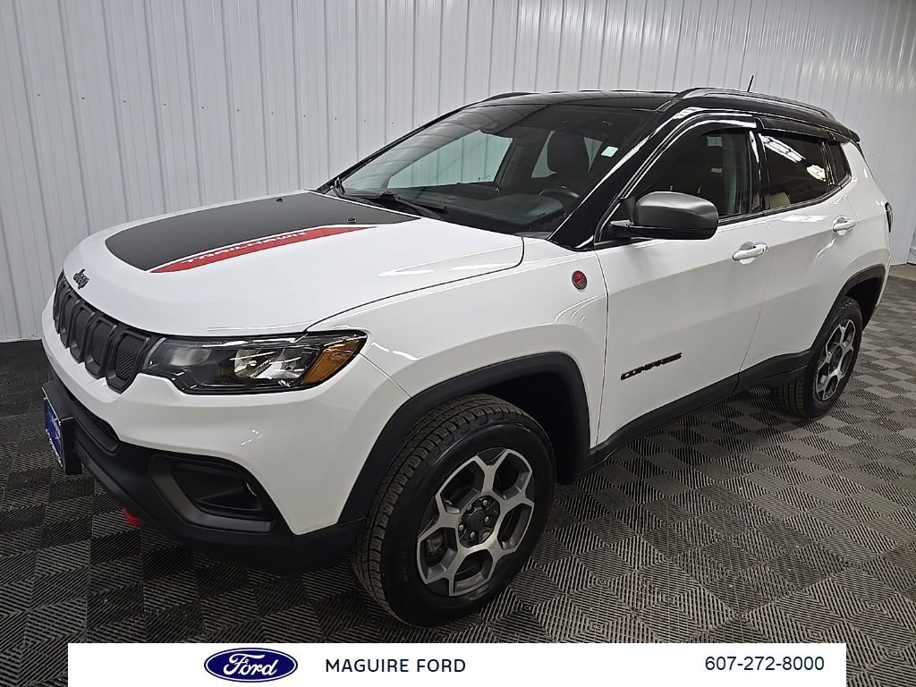 Used 2022 Jeep Compass Trailhawk w/ Trailhawk Convenience Group image 10