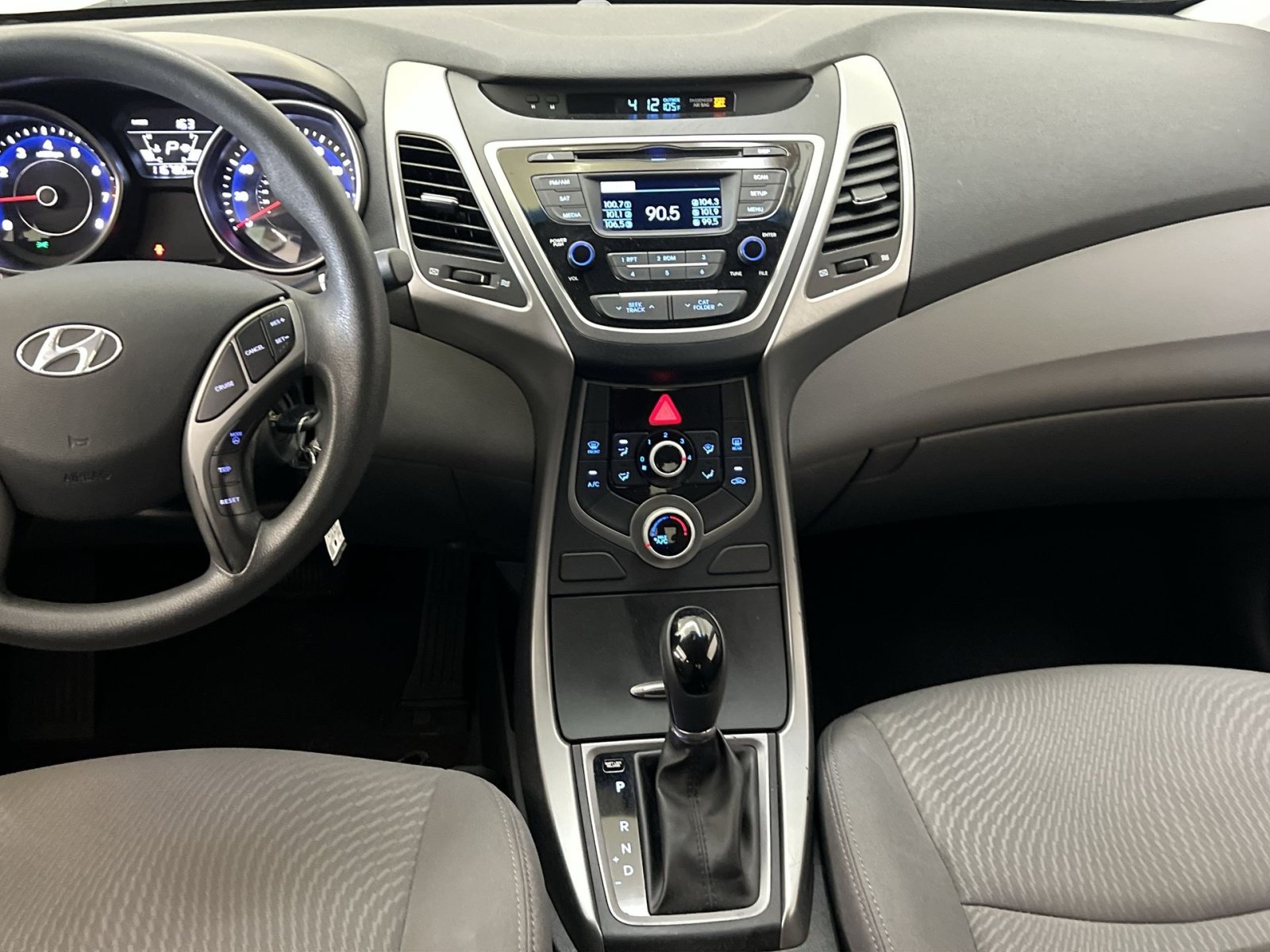 Used 2014 Hyundai Elantra SE FWD image 28