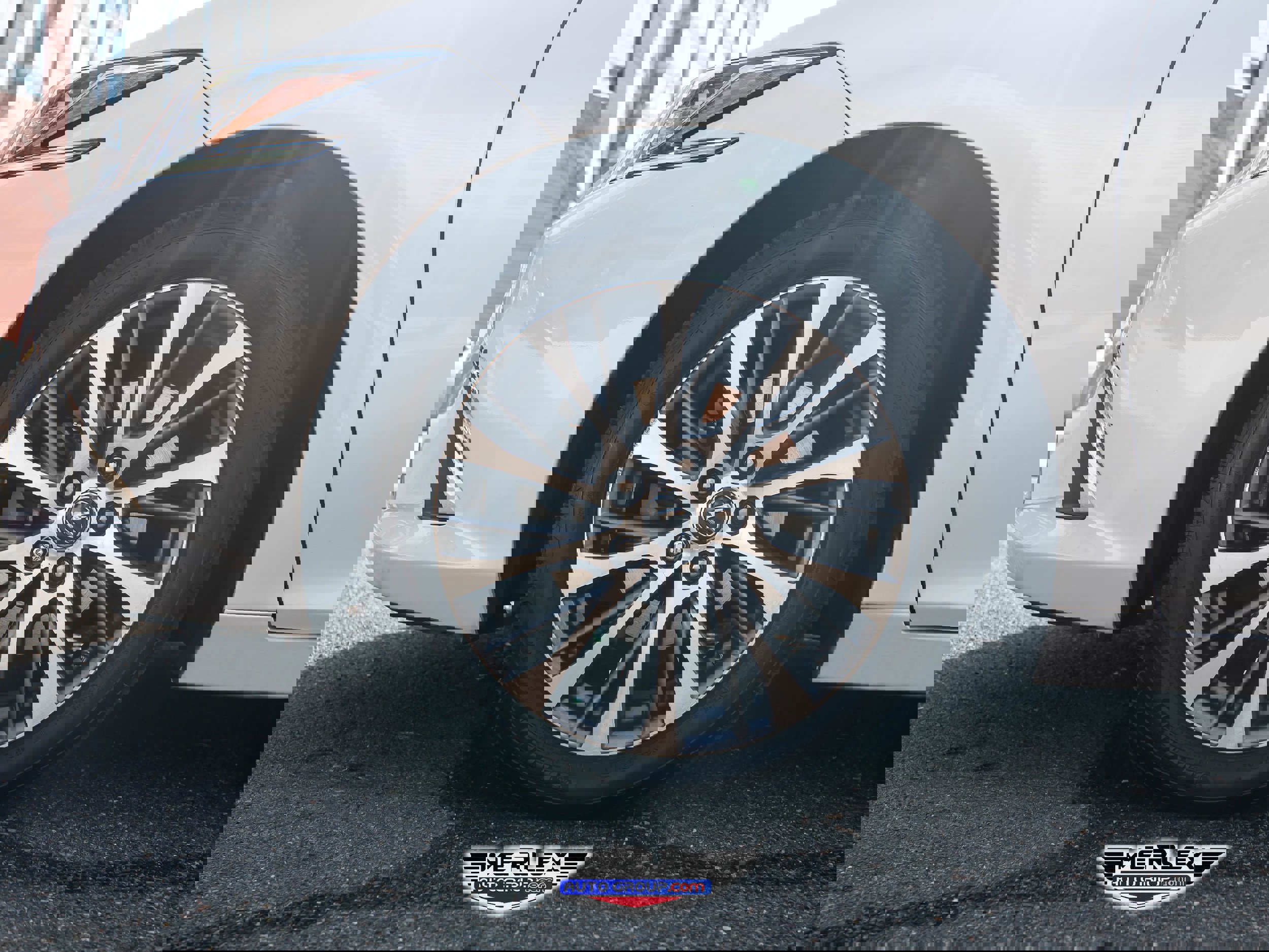 Used 2019 Lexus ES 350 Premium w/ Premium Package image 9