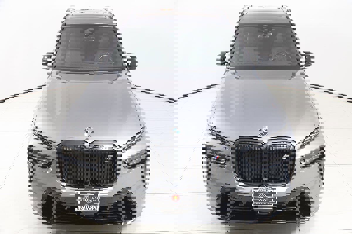 Used 2023 BMW X7 M60i w/ Executive Package image 72