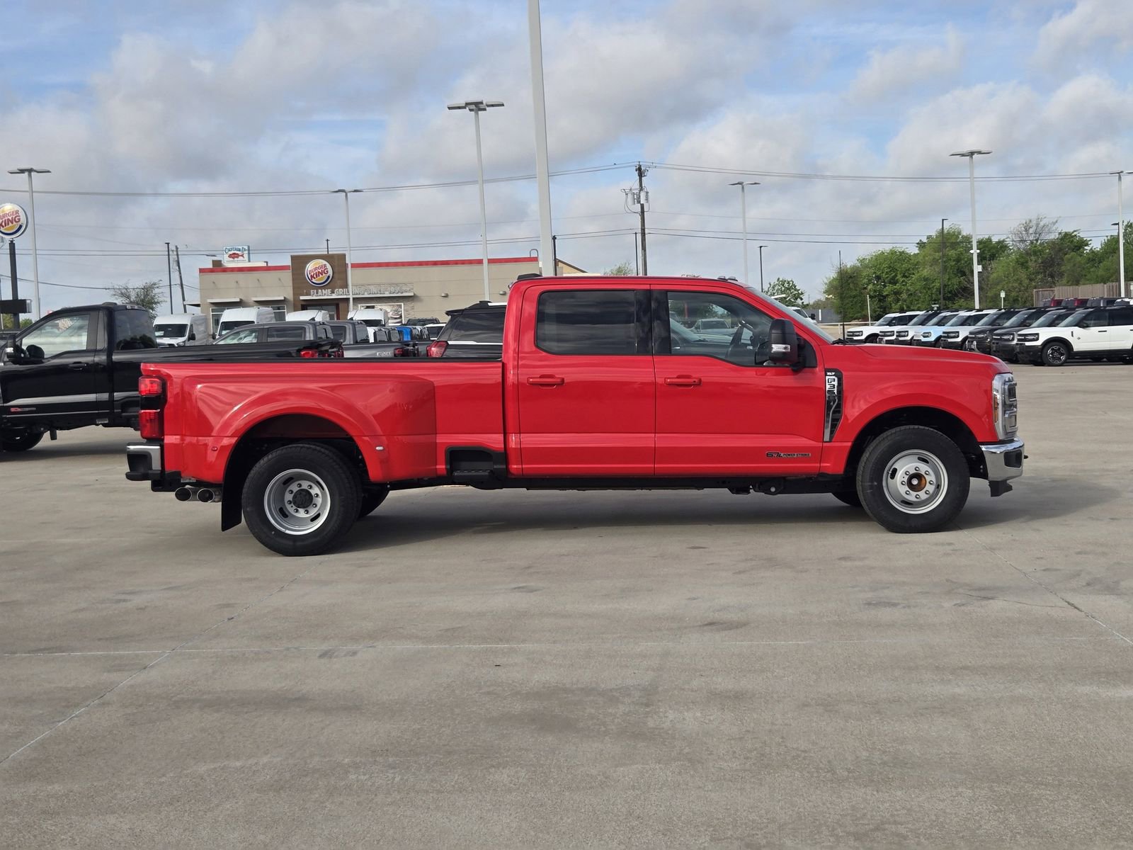 New 2026 Ford F350 XLT w/ XLT Premium Package image 7