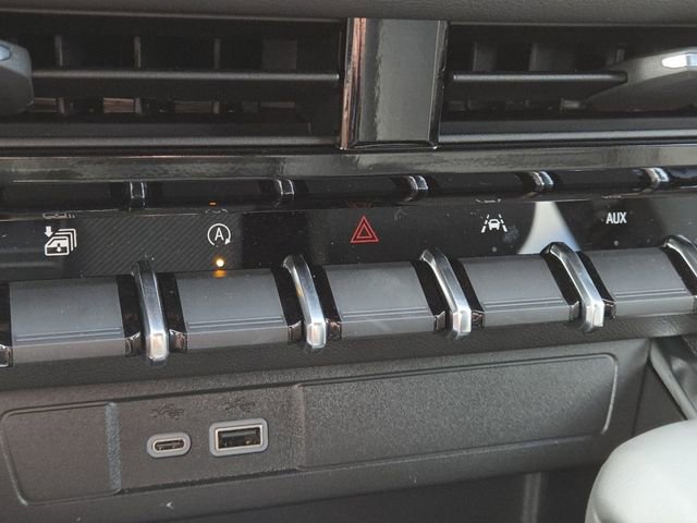 New 2026 GMC Canyon Elevation w/ Convenience Package image 11