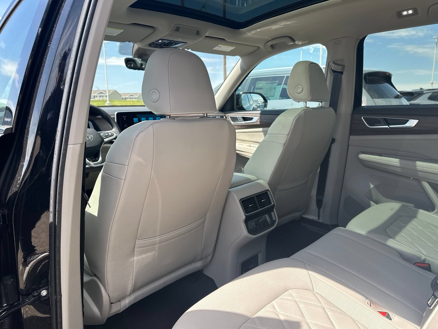 New 2026 Volkswagen Atlas SEL Premium R-Line AWD/4WD image 19