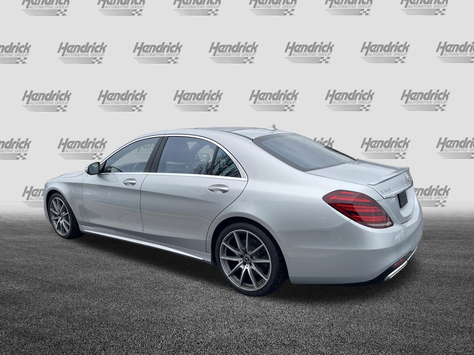 Used 2019 Mercedes-Benz S 560 Sedan image 8