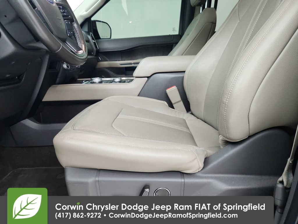 Used 2020 Ford Expedition Limited w/ Equipment Group 302A AWD/4WD image 19