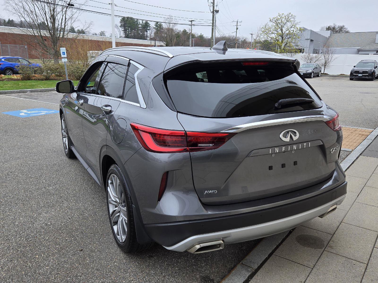 Used 2022 INFINITI QX50 Sensory image 12