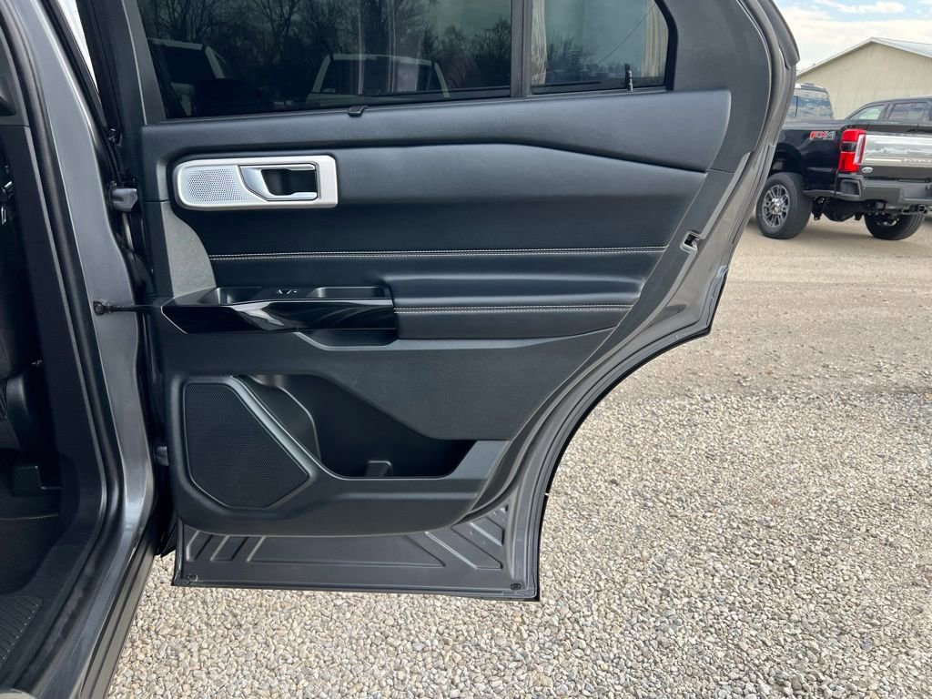 Used 2022 Ford Explorer ST w/ Equipment Group 401A image 18