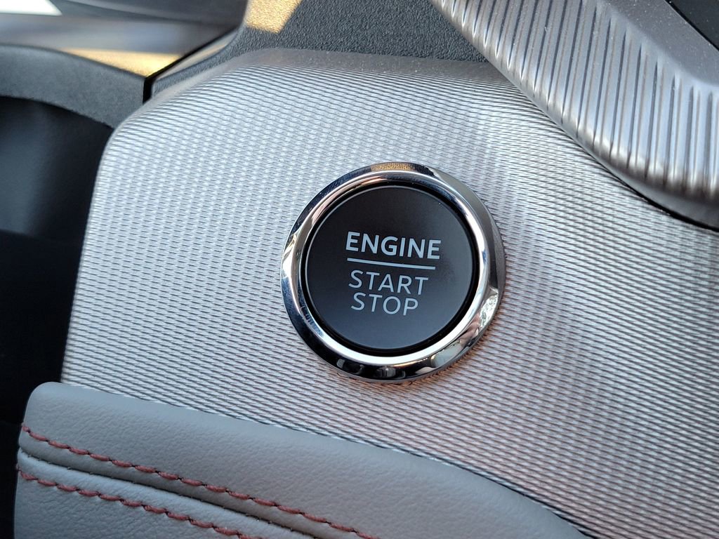 Certified 2025 Ford Explorer Active w/ Active Comfort Package image 36