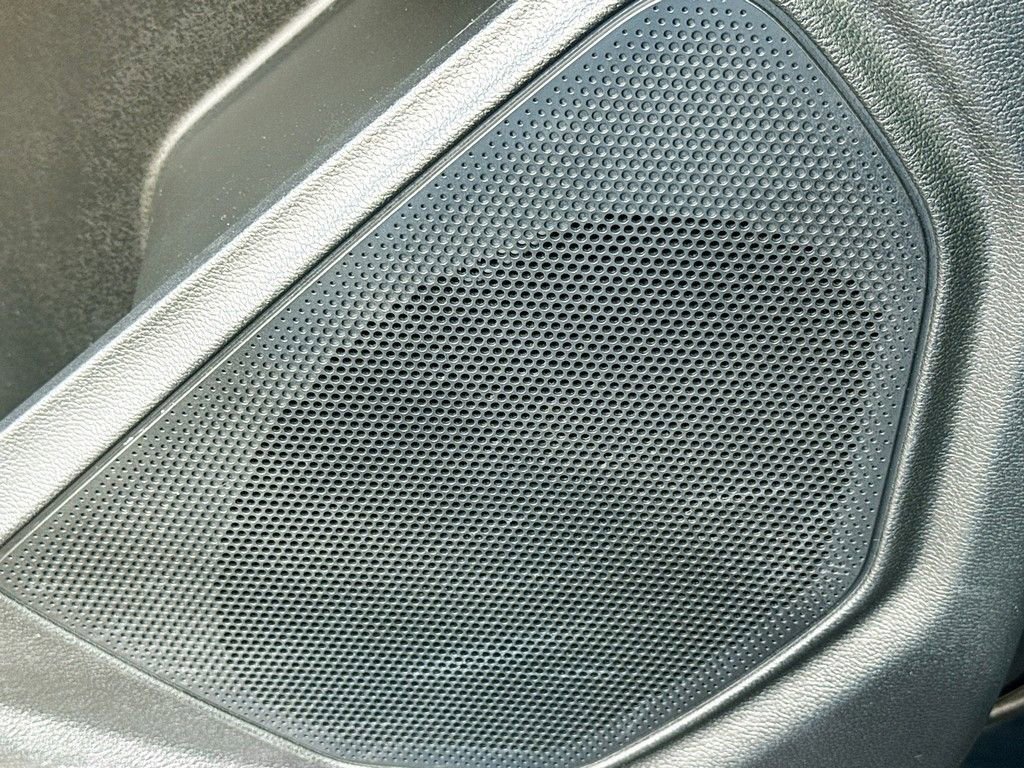 Used 2022 Ford Explorer Limited w/ Hybrid Equipment Group 310A image 42