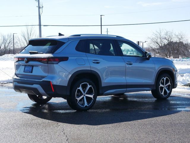 Certified 2025 Volkswagen Tiguan SE image 7