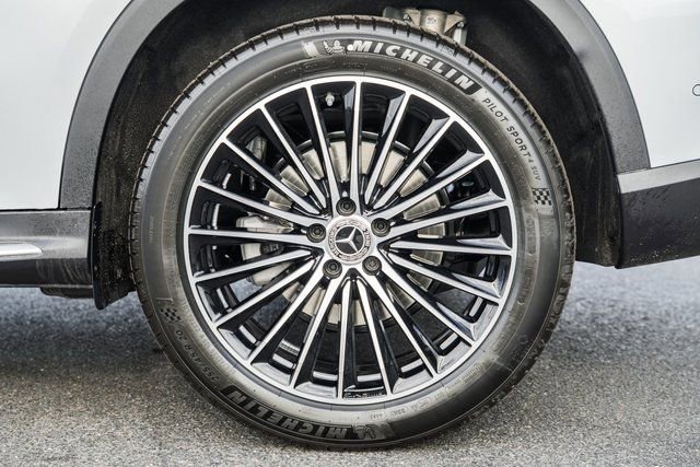 New 2026 Mercedes-Benz GLC 300 4MATIC image 19