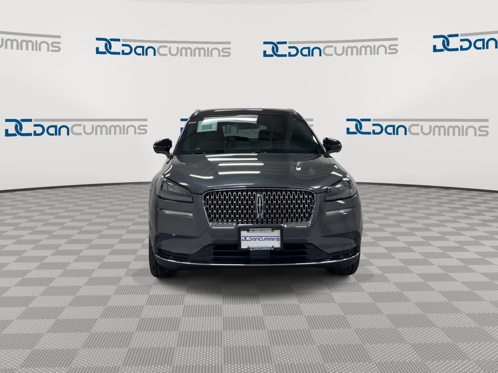 Used 2022 Lincoln Corsair Reserve w/ Equipment Group 201A image 3