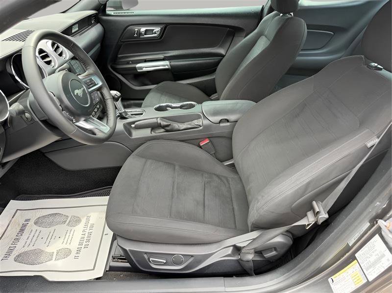 Used 2015 Ford Mustang Coupe RWD image 15