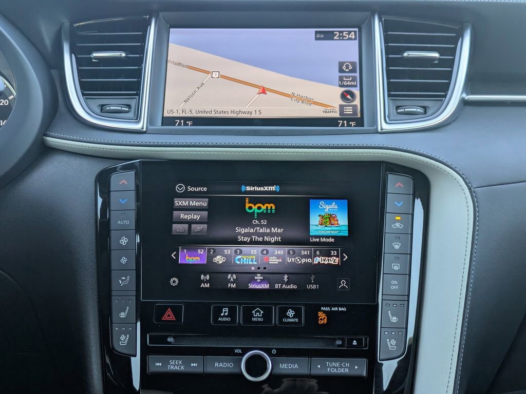 Certified 2025 INFINITI QX55 Essential image 18