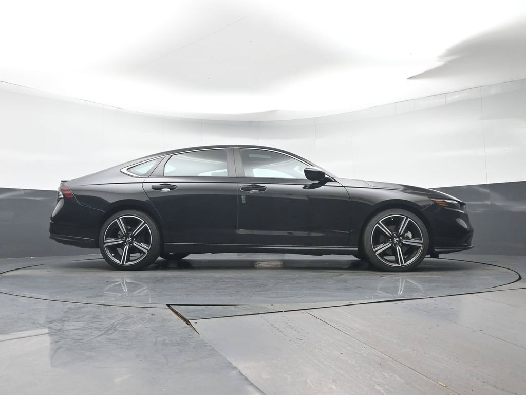 Certified 2024 Honda Accord Sport image 31