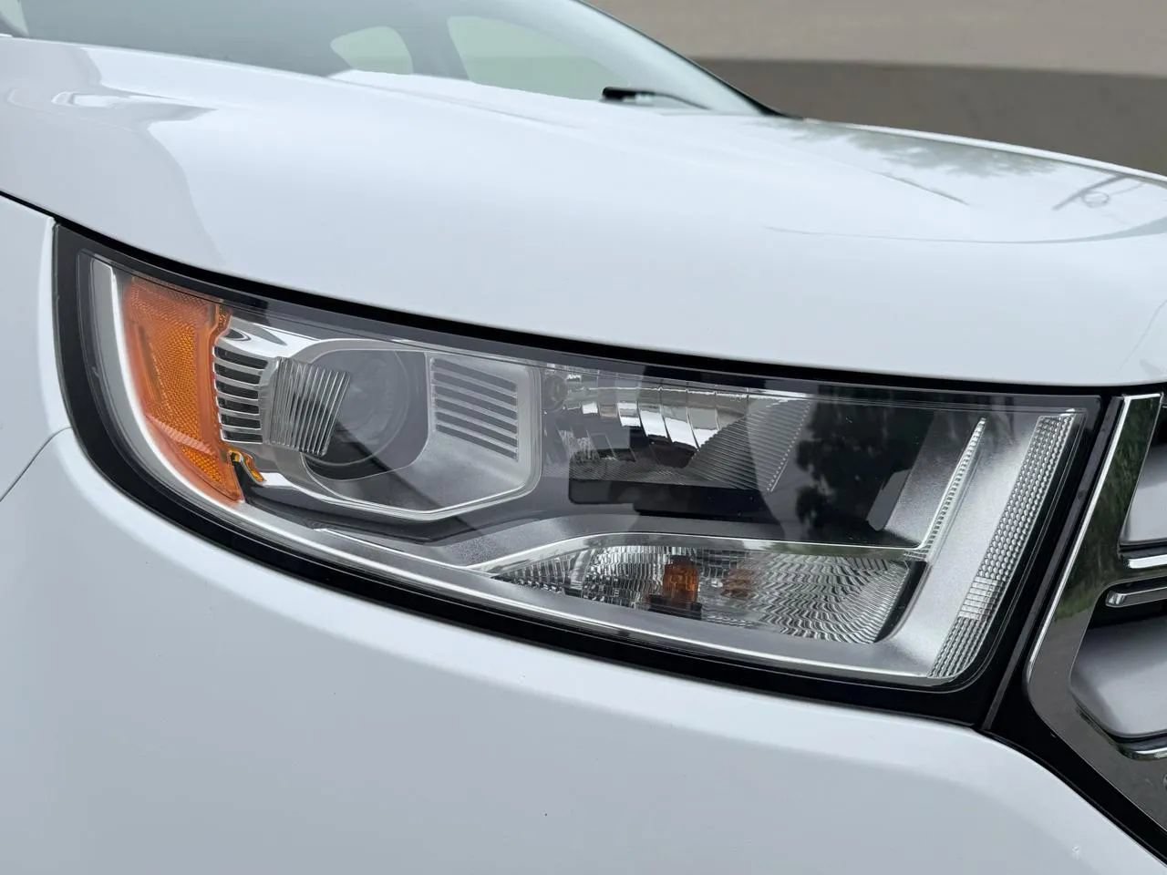 Used 2018 Ford Edge SEL w/ Equipment Group 201A AWD/4WD image 12