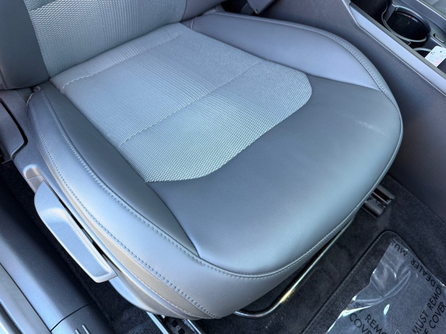 Used 2024 Kia Niro Wind w/ Wind Preserve Package FWD image 34