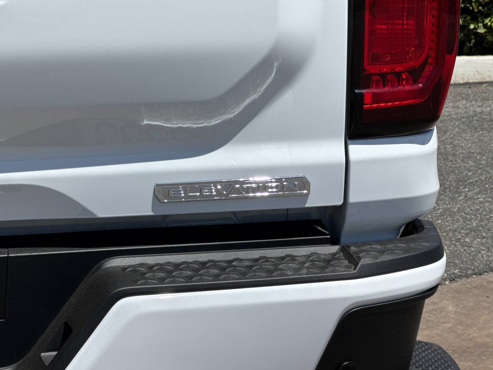 New 2026 GMC Canyon Elevation w/ Technology Package RWD image 24