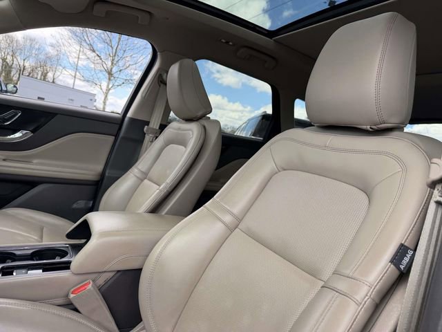 Certified 2022 Lincoln Corsair Reserve w/ Equipment Group 201A AWD/4WD image 6
