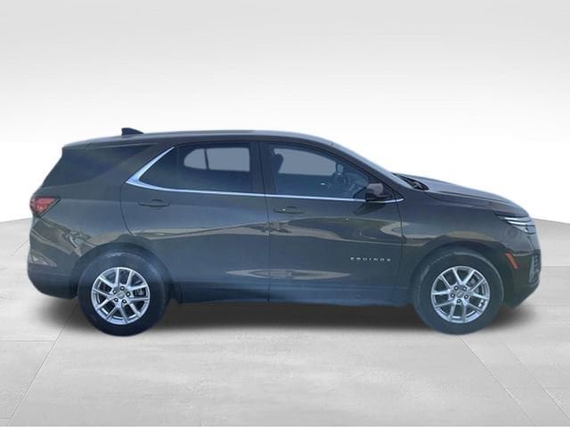 Certified 2024 Chevrolet Equinox LT w/ LPO, Floor Liner Package FWD image 4