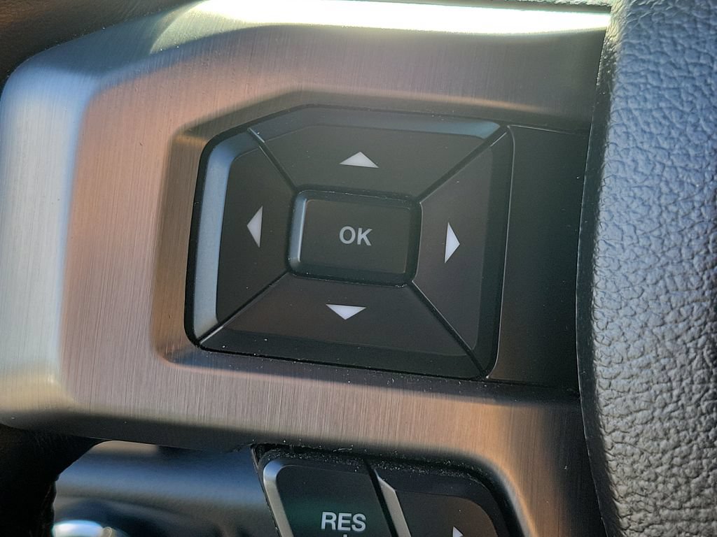 Used 2018 Ford F150 Platinum w/ Equipment Group 701A Luxury AWD/4WD image 30
