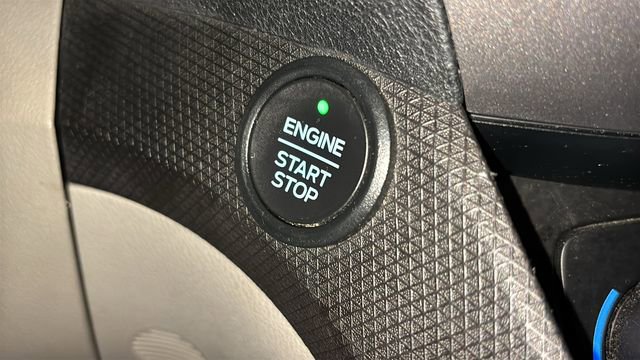 Used 2019 Ford Transit Connect XLT w/ Trailer Tow Package image 12