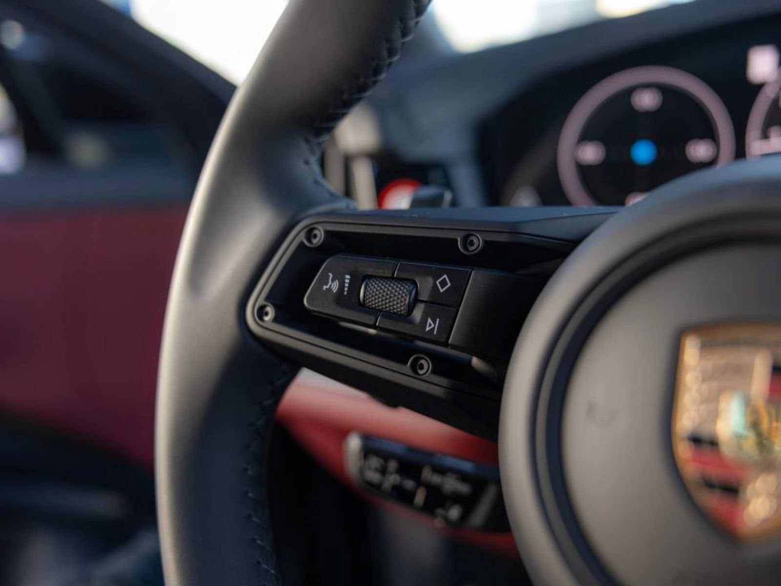 Certified 2026 Porsche Cayenne Coupe AWD/4WD image 19