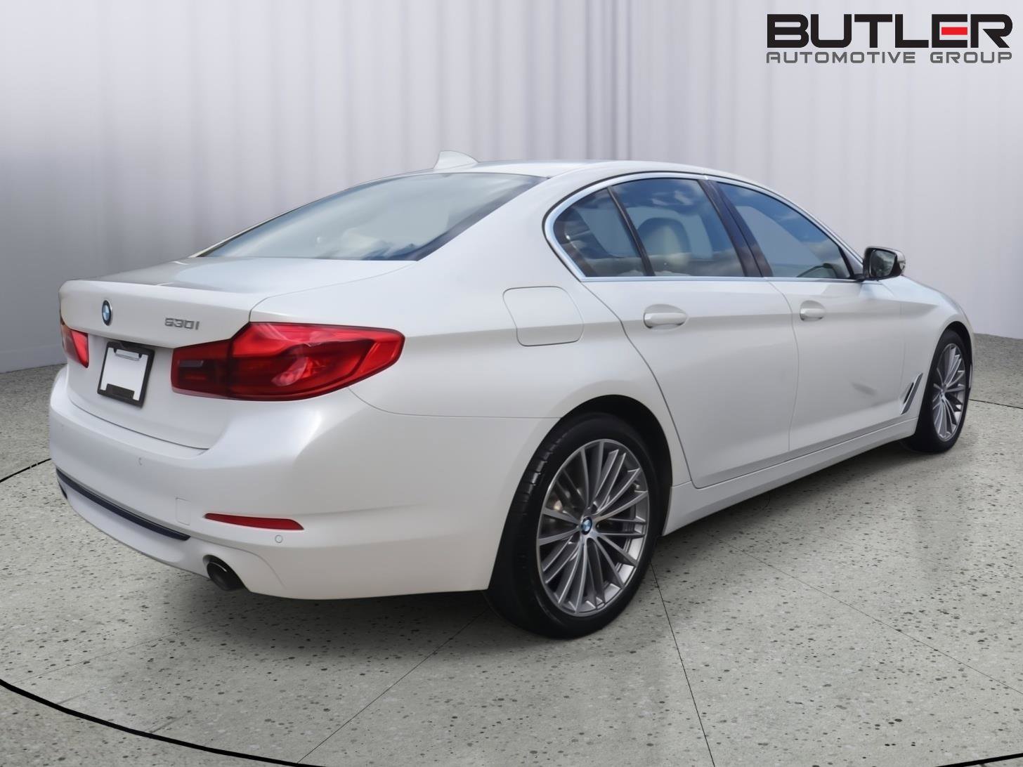 Used 2019 BMW 530i w/ Convenience Package image 7