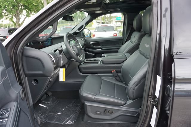 New 2026 Ford Expedition Platinum w/ Stealth Performance Package AWD/4WD image 33