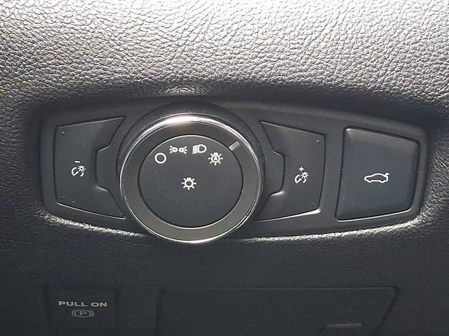 Used 2017 Lincoln Continental Select FWD image 24