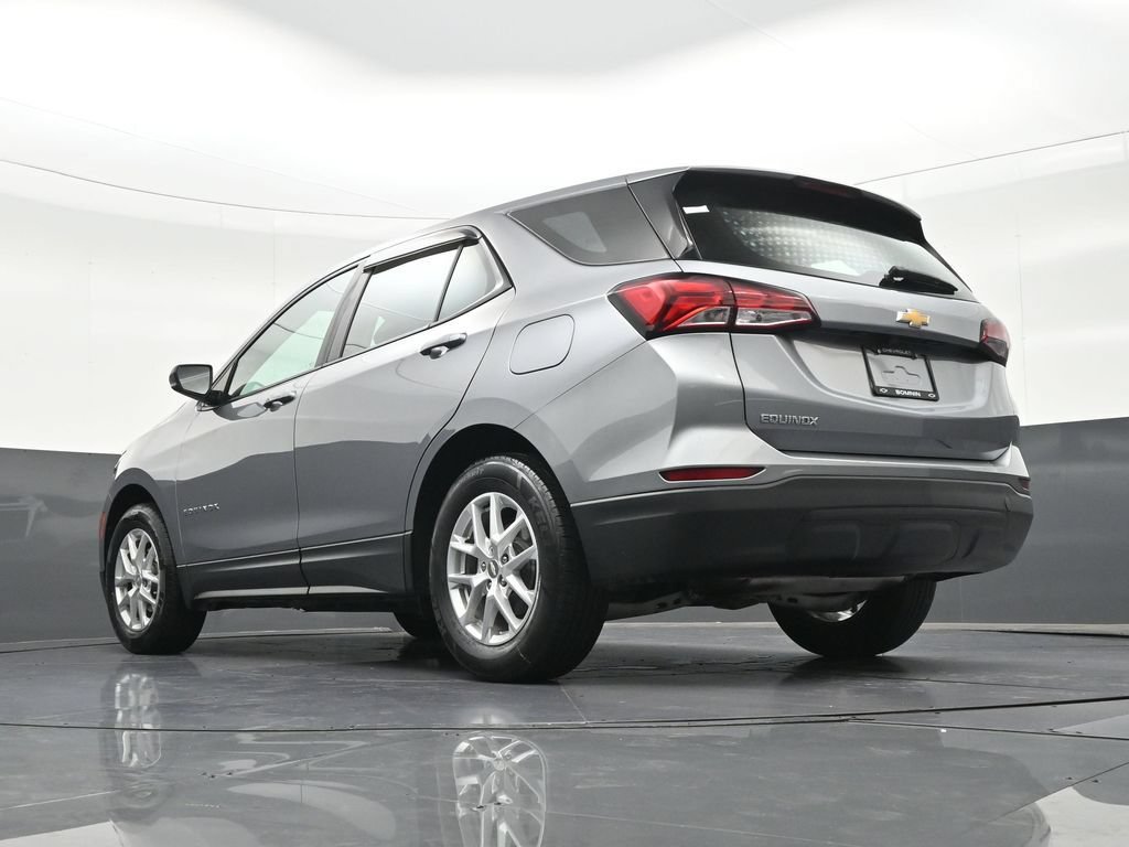 Used 2024 Chevrolet Equinox LS FWD image 25