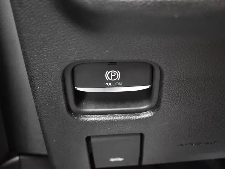 Used 2024 Jeep Grand Cherokee Limited image 22