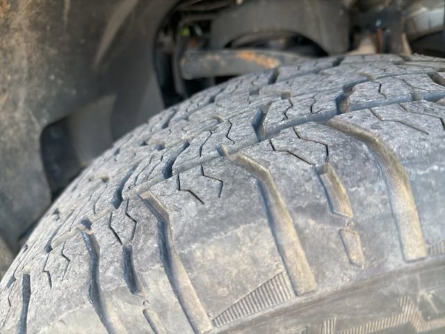 Used 2015 Ford F150 XLT w/ Equipment Group 302A Luxury image 2