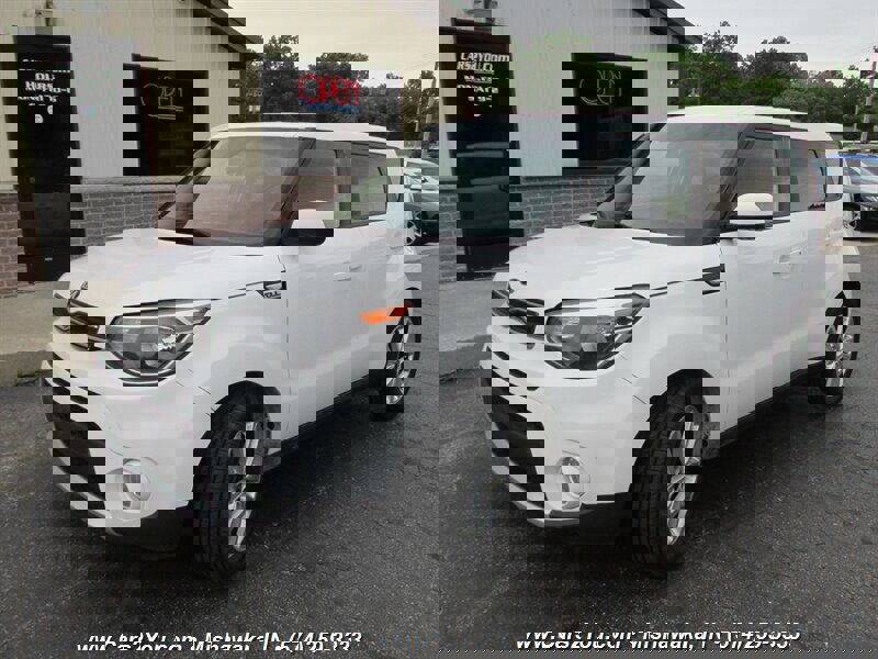 Used 2019 Kia Soul + image 3