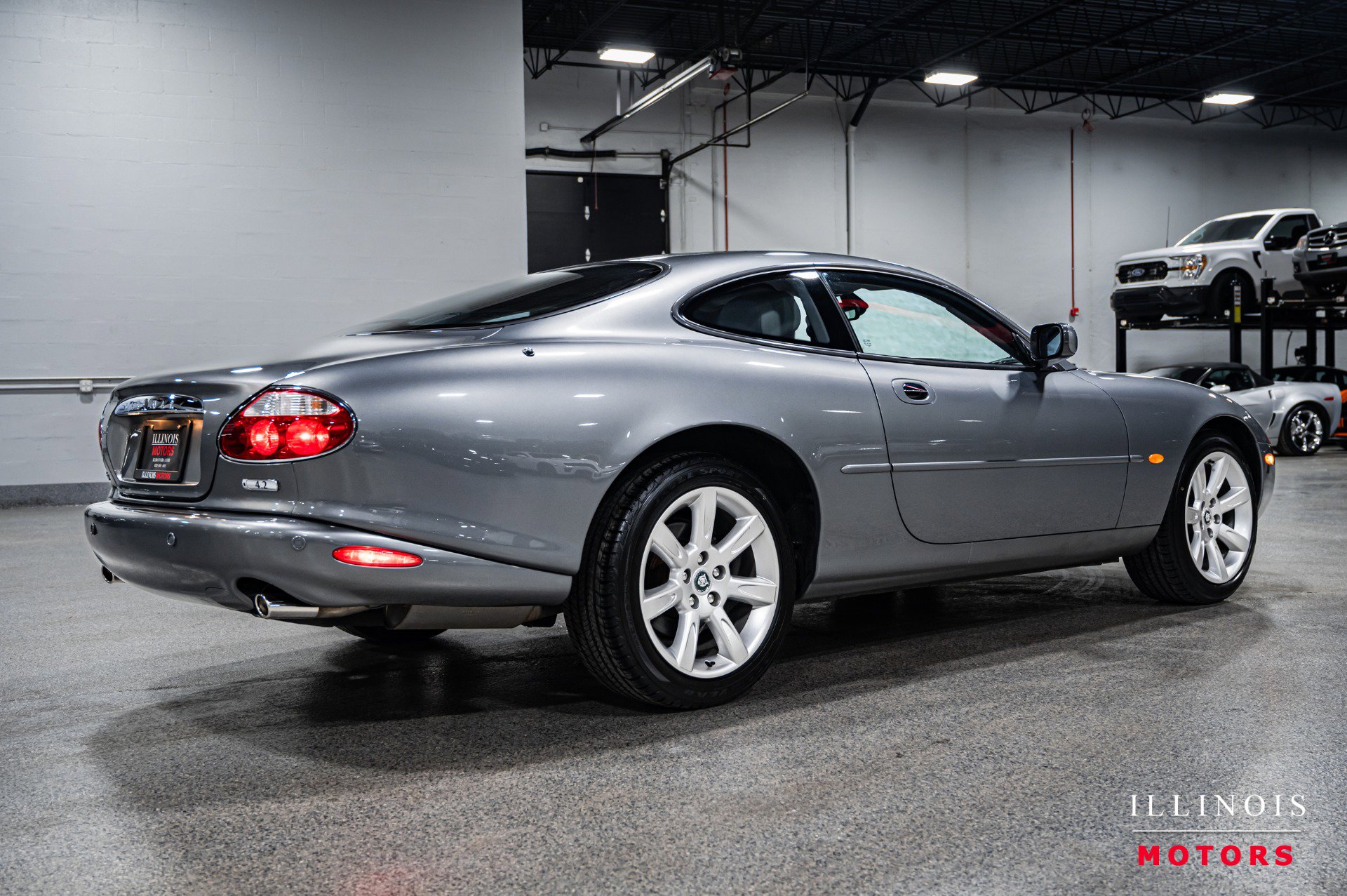 Used 2003 Jaguar XK8 Coupe image 5