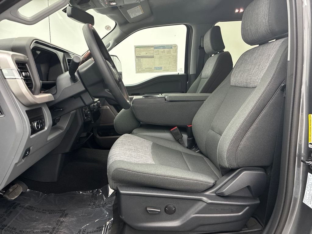 New 2026 Ford F350 XLT w/ XLT Premium Package image 16