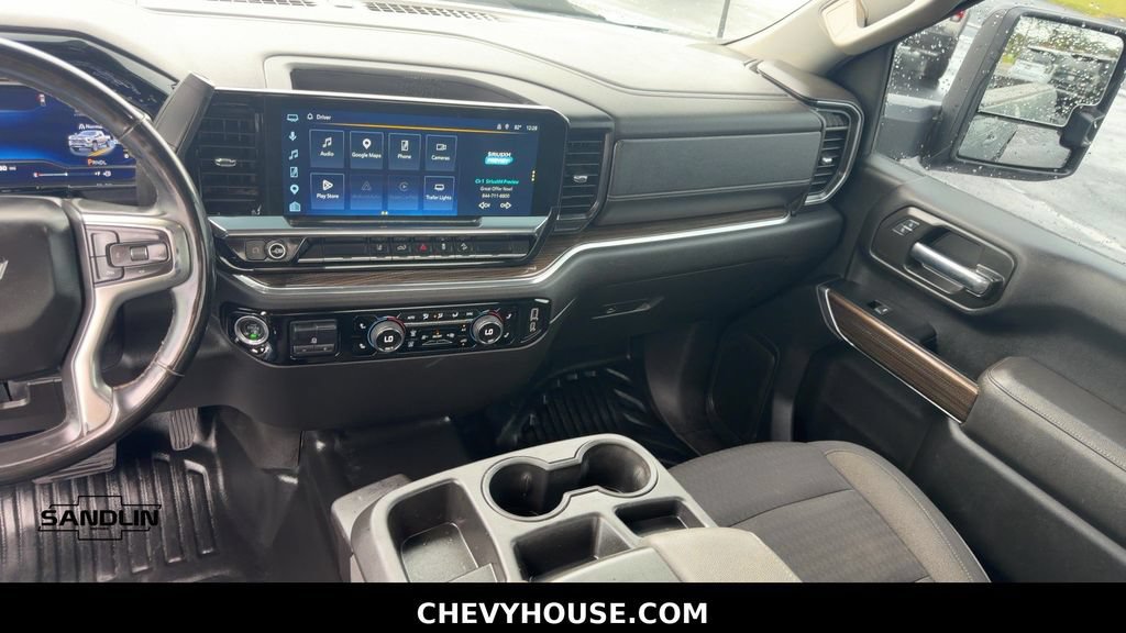 Used 2025 Chevrolet Silverado 2500 LT w/ Convenience Package AWD/4WD image 12