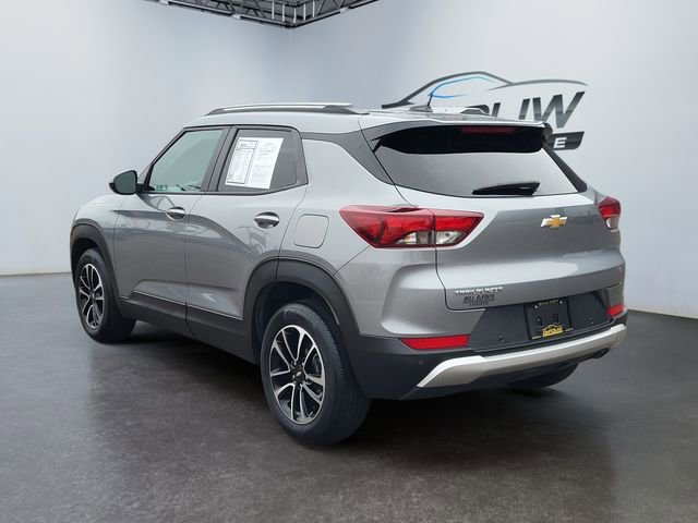 Used 2024 Chevrolet TrailBlazer LT w/ LT Cold Weather Package image 5