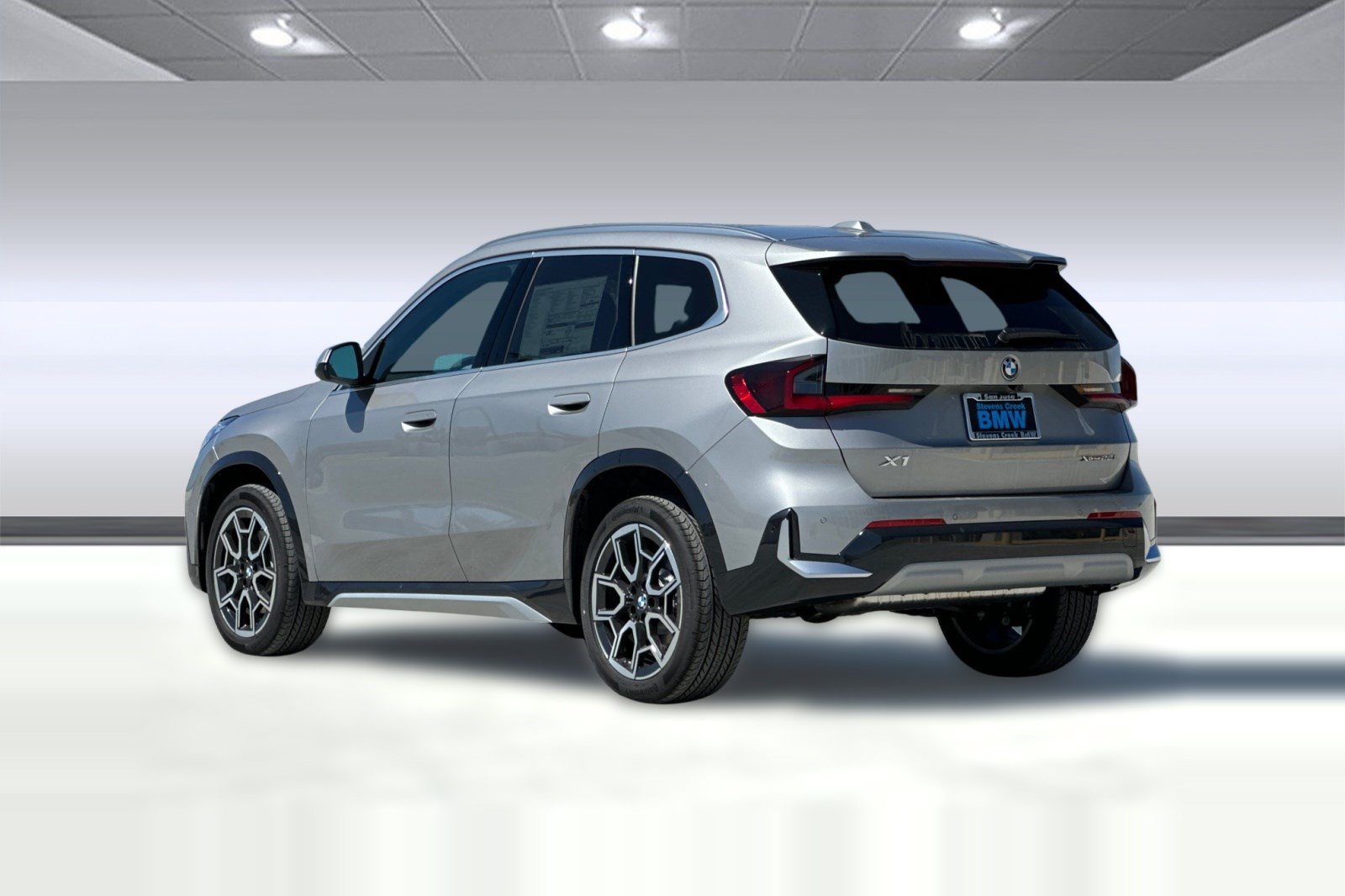 New 2027 BMW X1 xDrive28i AWD/4WD image 3