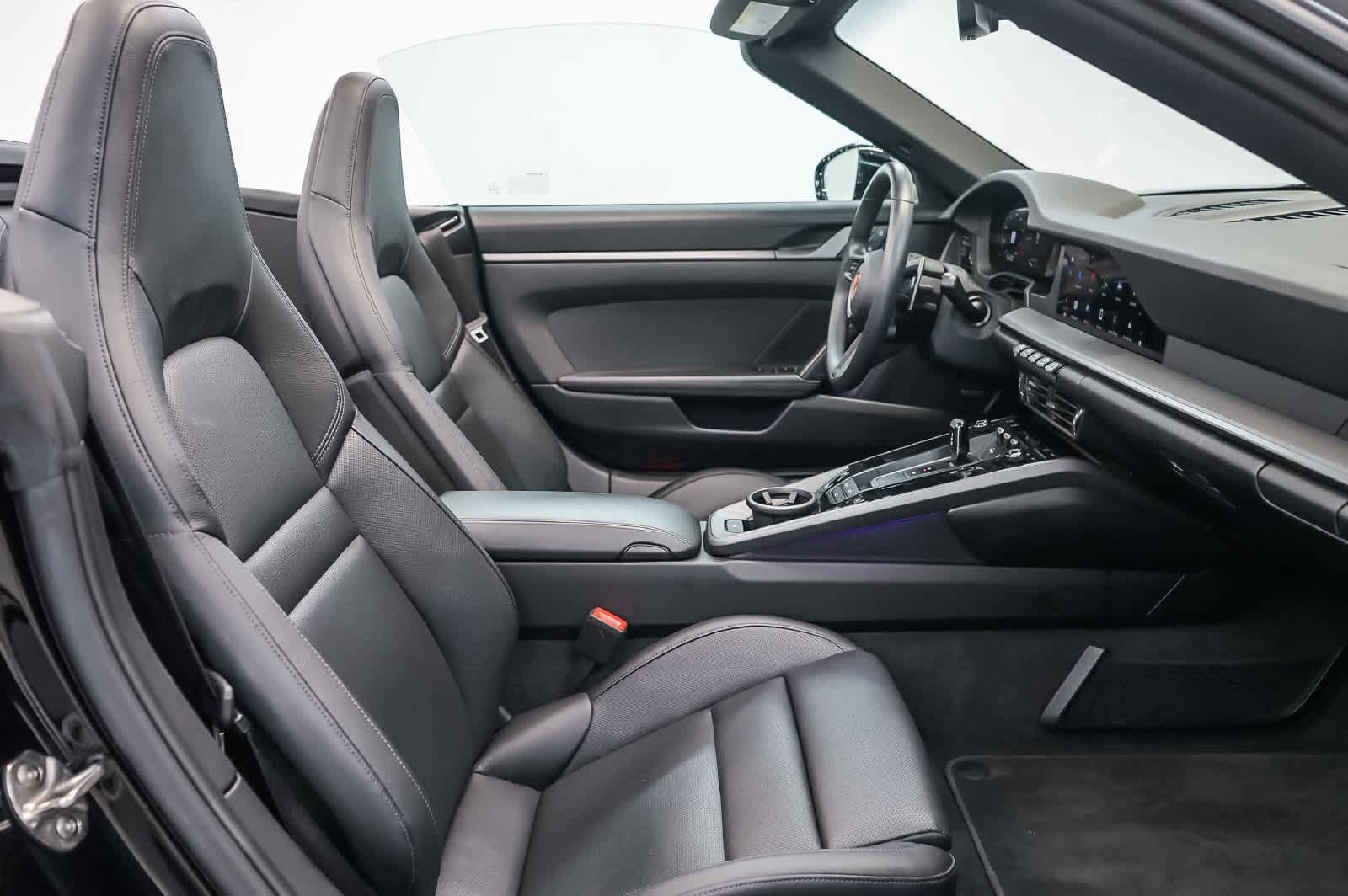 Certified 2025 Porsche 911 Carrera RWD image 22