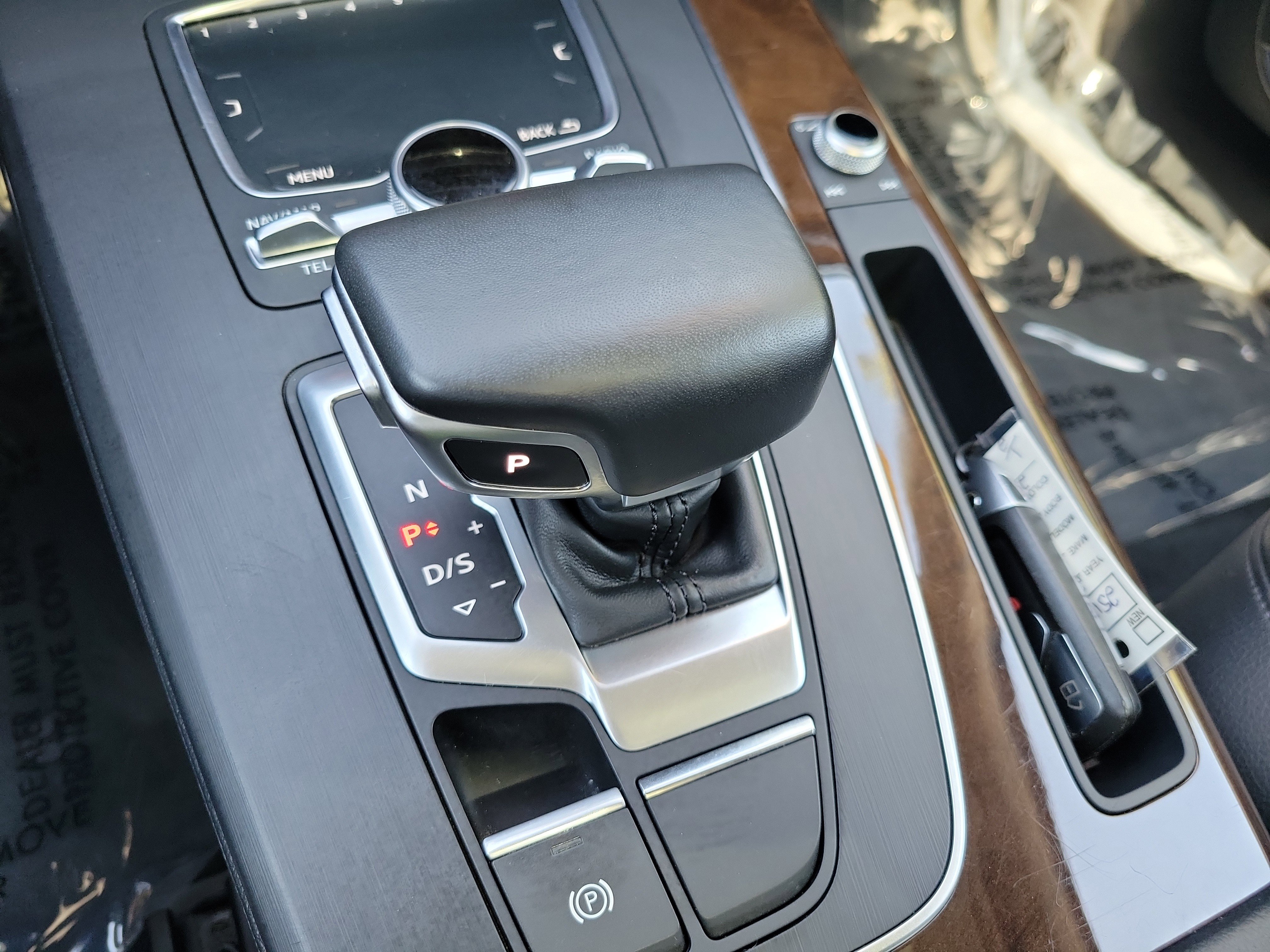 Used 2018 Audi Q5 2.0T Premium Plus w/ Premium Plus Package AWD/4WD image 28