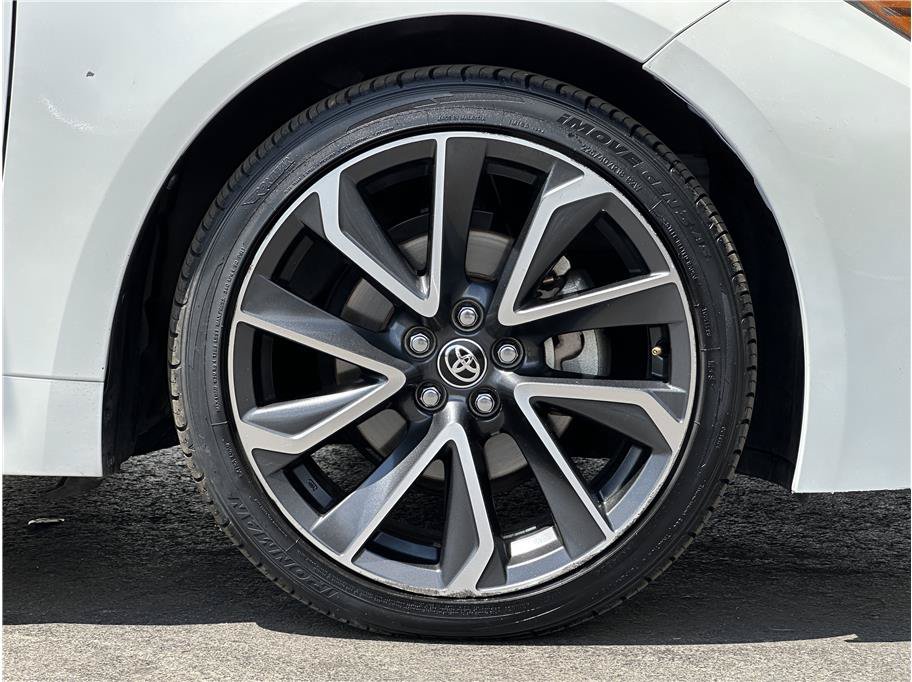 Used 2020 Toyota Corolla XSE FWD image 27