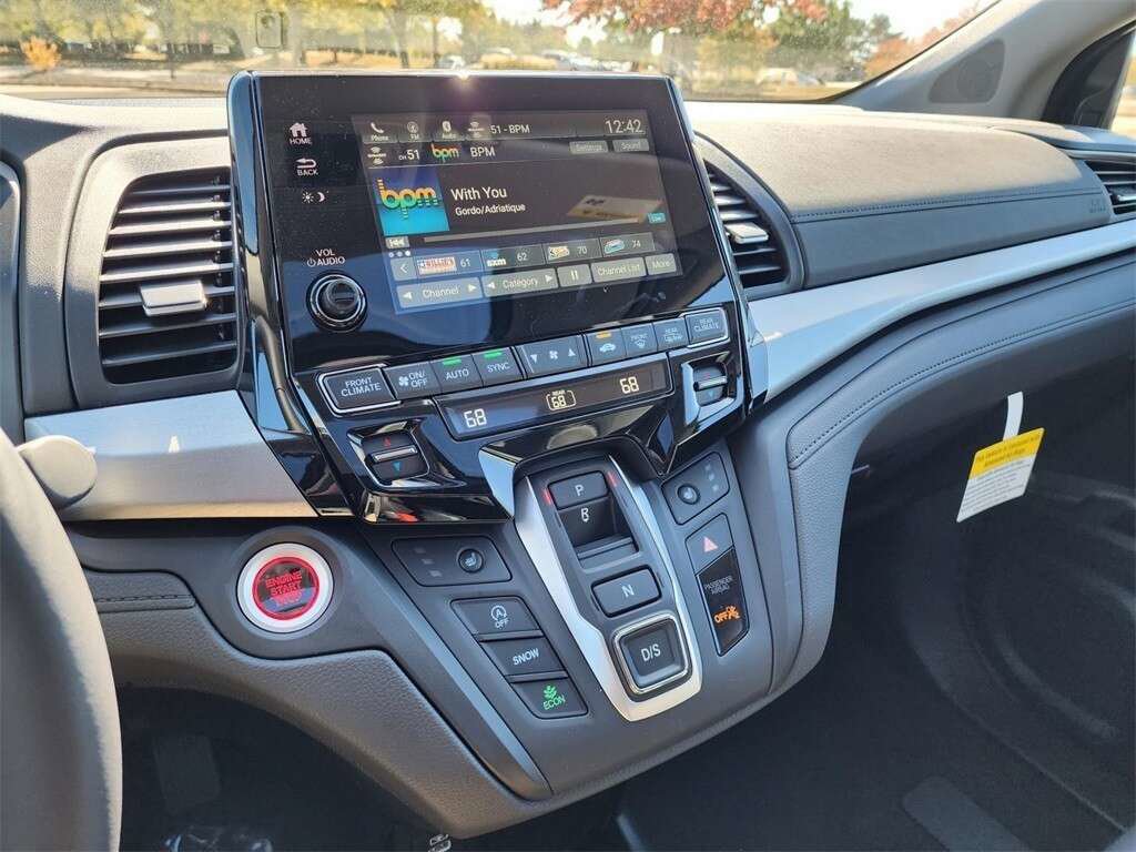 Certified 2024 Honda Odyssey EX-L image 26