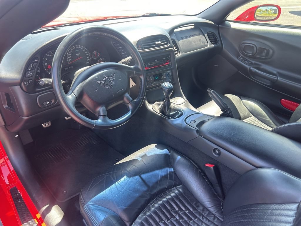 Used 2004 Chevrolet Corvette Z06 w/ Memory Package RWD image 7
