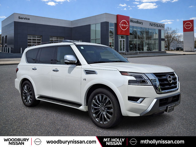 Certified 2022 Nissan Armada Platinum w/ Captain's Chairs Package AWD/4WD image 1