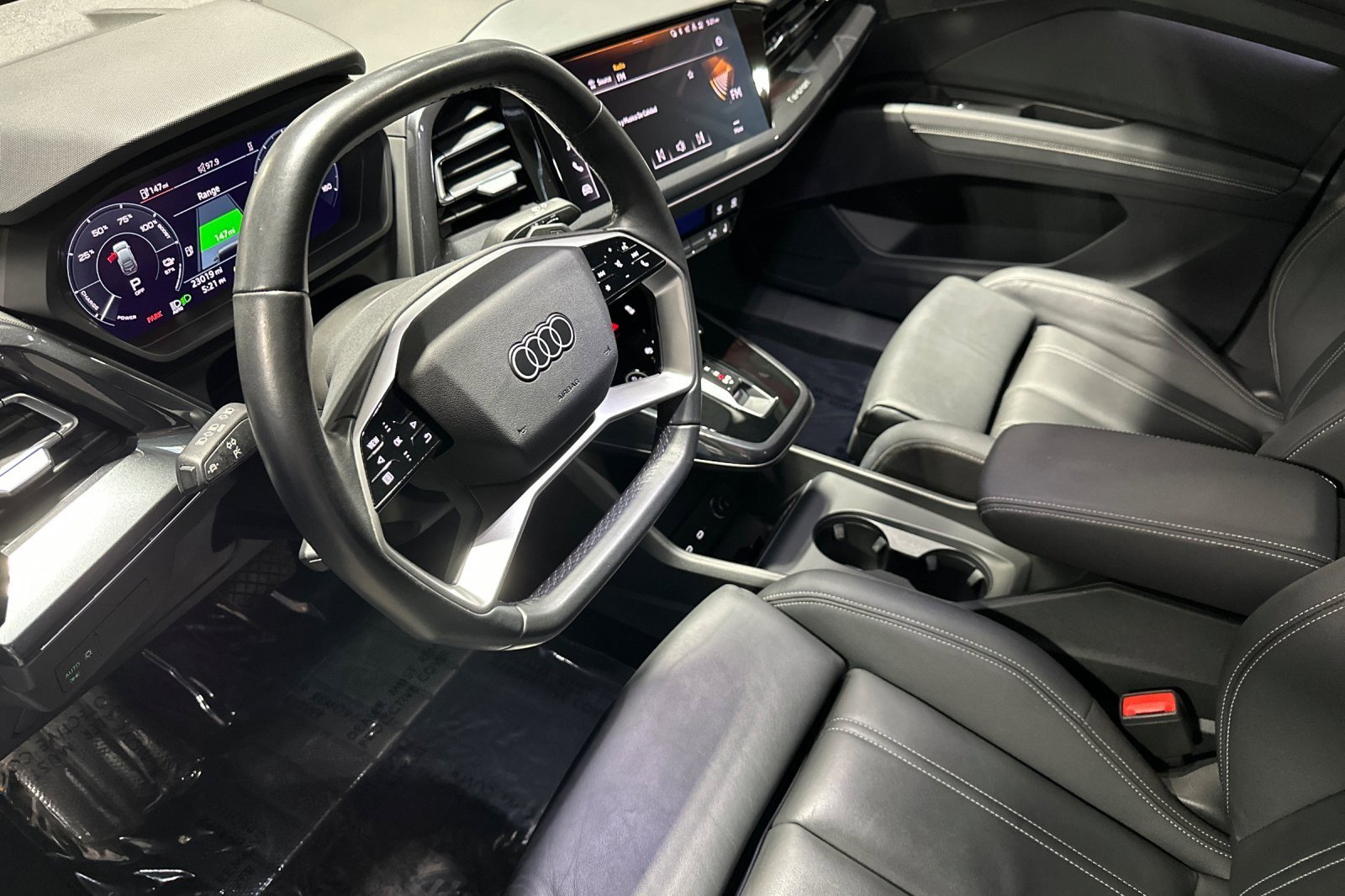 Certified 2023 Audi Q4 e-tron Premium AWD/4WD image 9